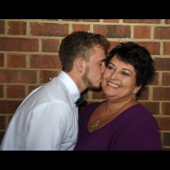 Meet your Posher, Kimbkimberly - Picture 1 of 1